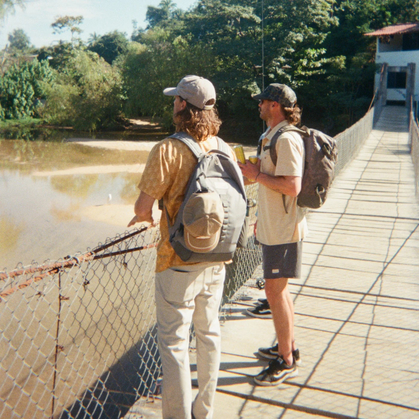 Pursuit 22L Backpack in Smoke
