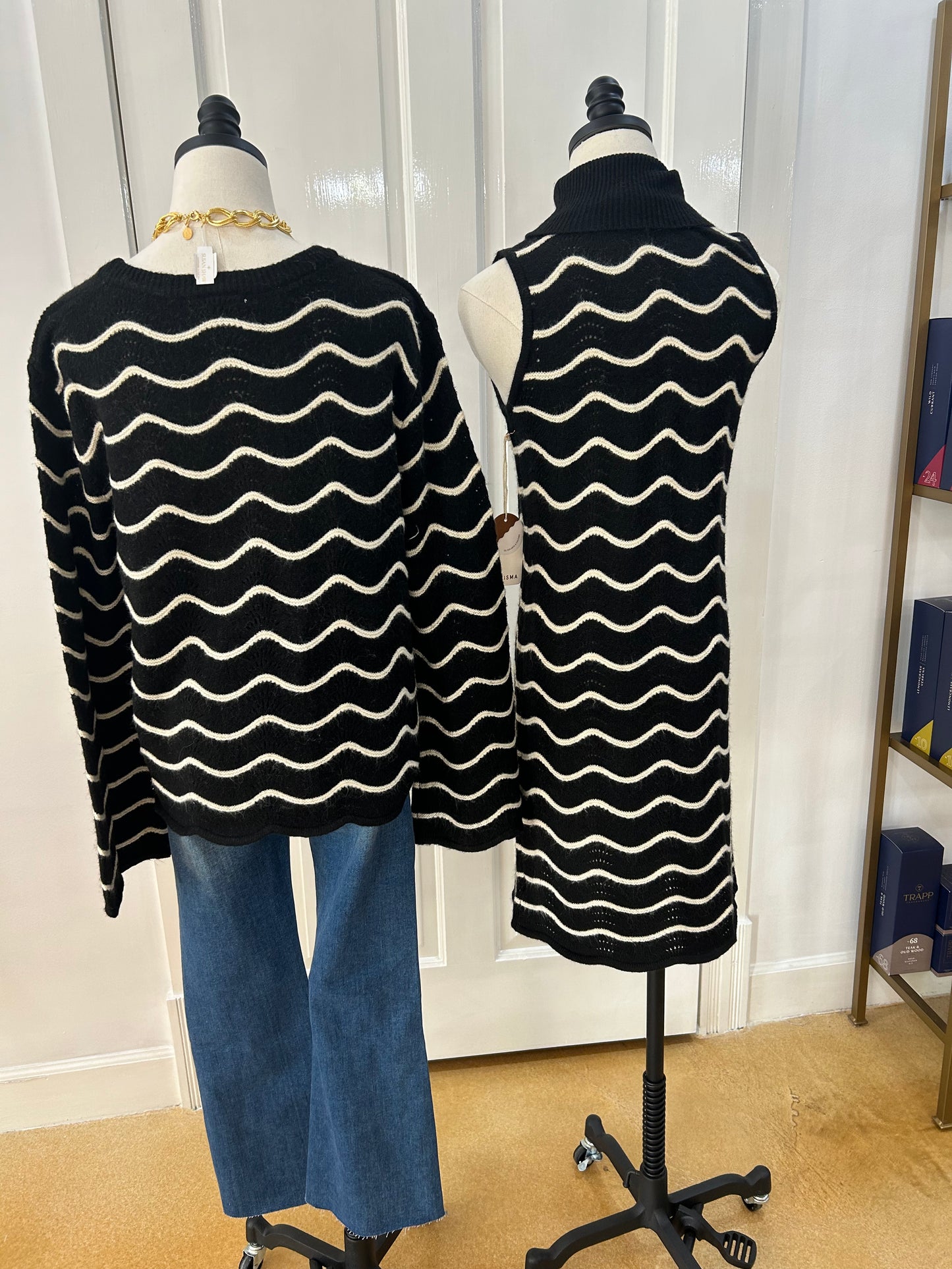 Kerisma Swirl Dress Black/Ecru