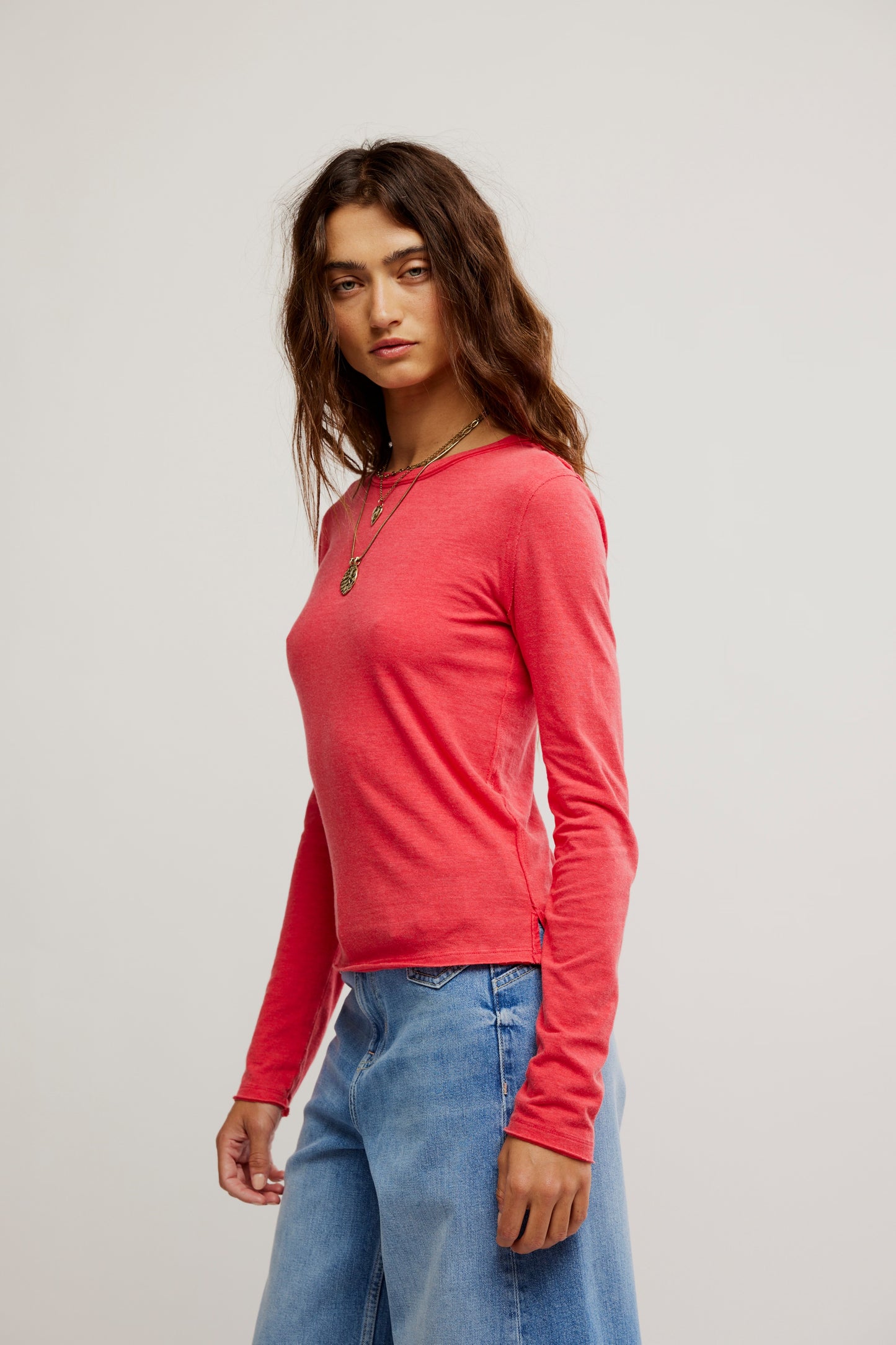 Nova Tee in Robocco Red