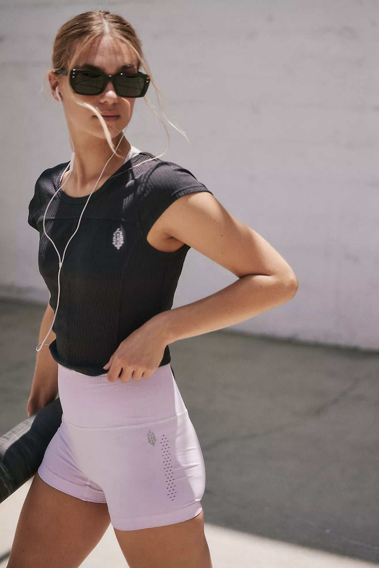 Tempo Ribbed Baby Tee Black