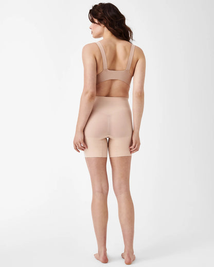 Mid-Thigh Short - SPANX