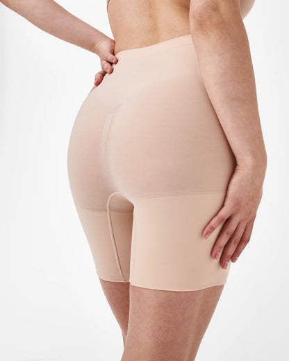 Mid-Thigh Short - SPANX