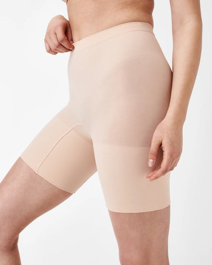 Mid-Thigh Short - SPANX