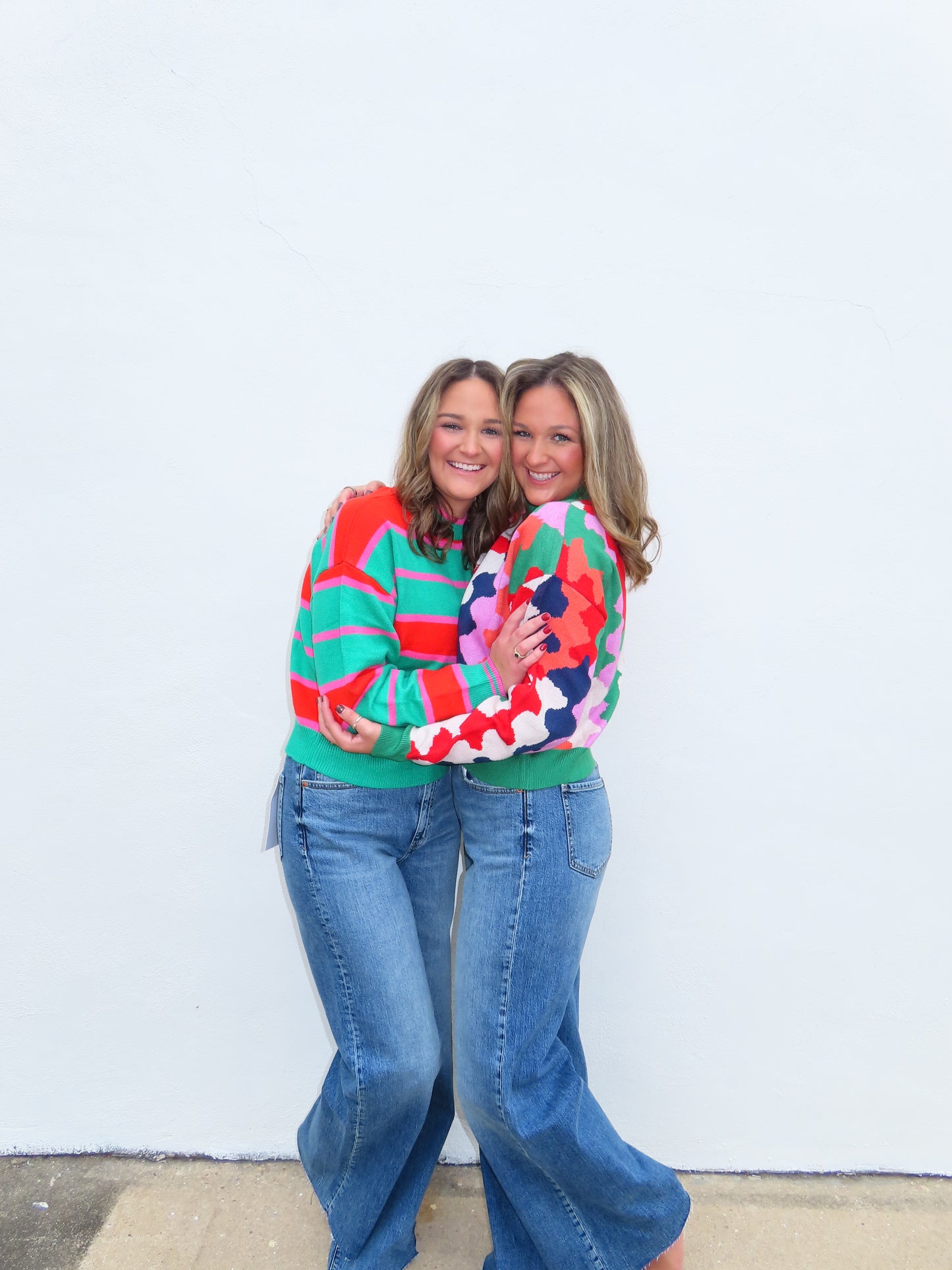 Crew Neck Graphic Color Knit Sweater