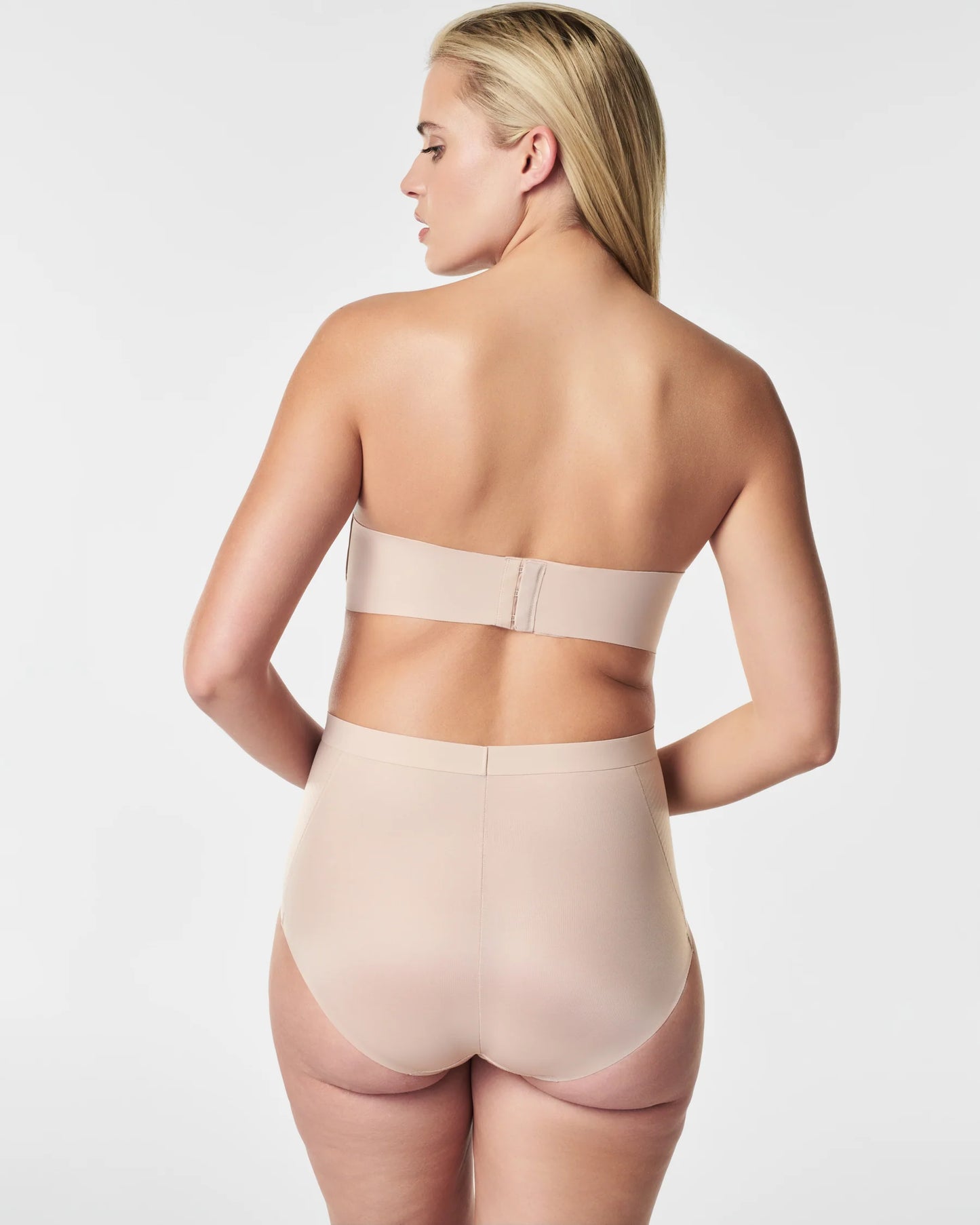 SPANXsmooth™ Suit Your Fancy Strapless Bra