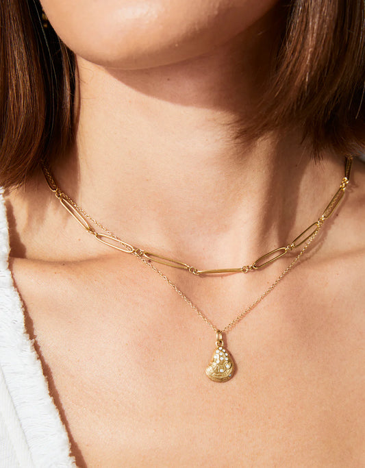 Bluffton Oyster Necklace 18"