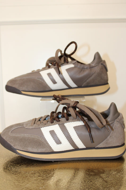 Rocket Taupe Butter Sneakers