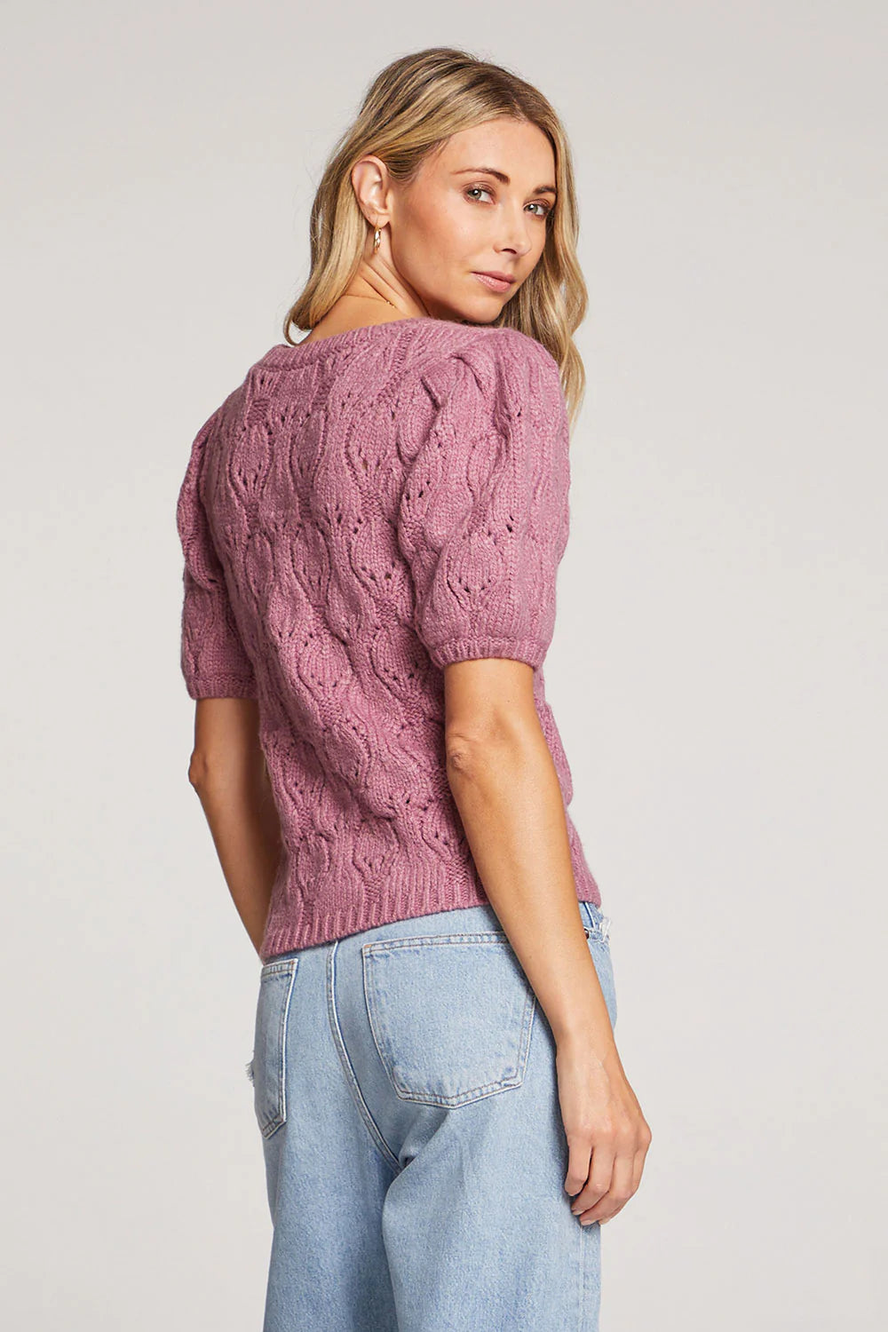 Doc Iris Short Sleeve Sweater