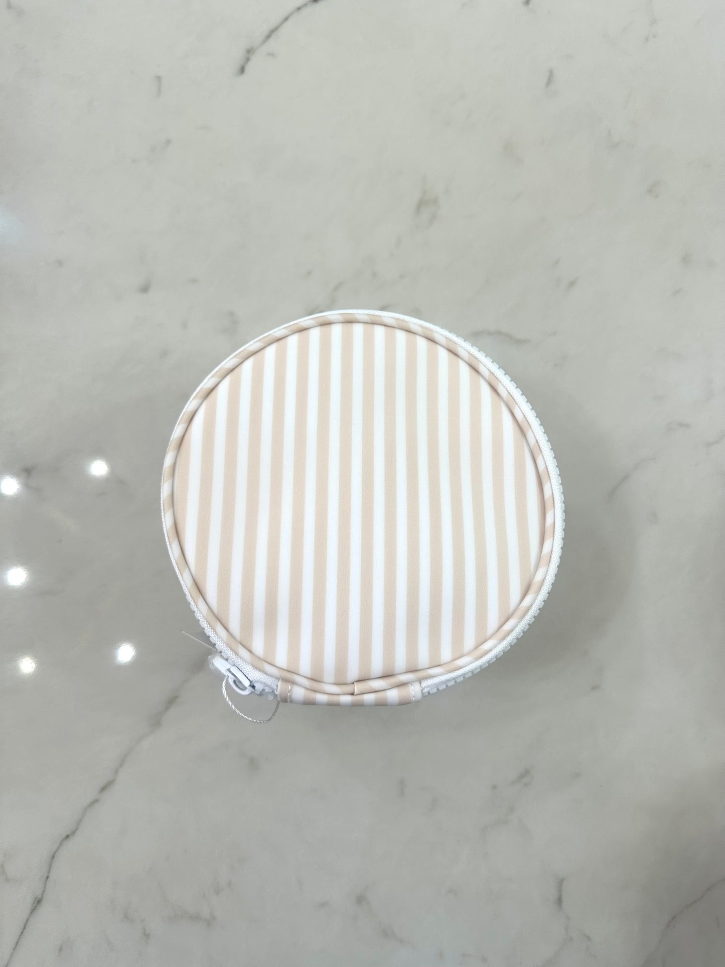 Jewel Round Case - Pimlico Stripe Sand