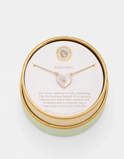 Sea La Vie Necklace Radiant/Mother-of-Pearl Heart
