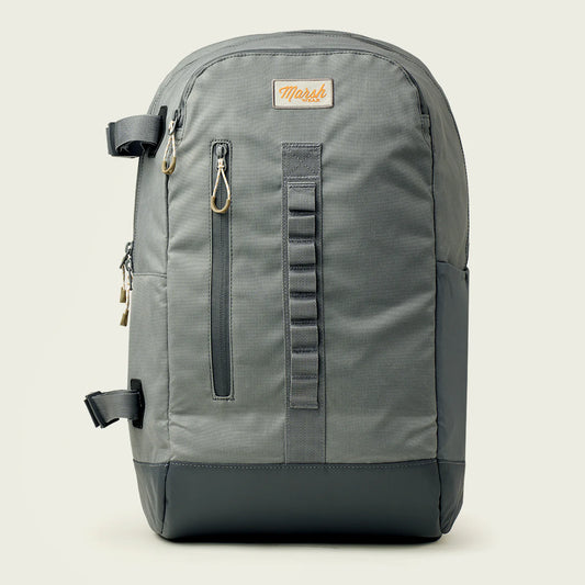 Pursuit 22L Backpack in Smoke