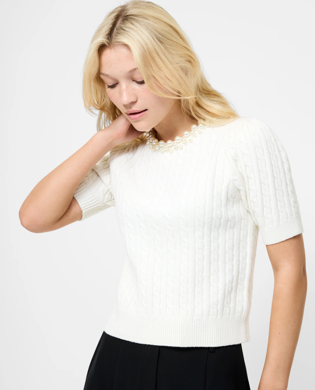 Embellished Neck Short Sleeve Sweater