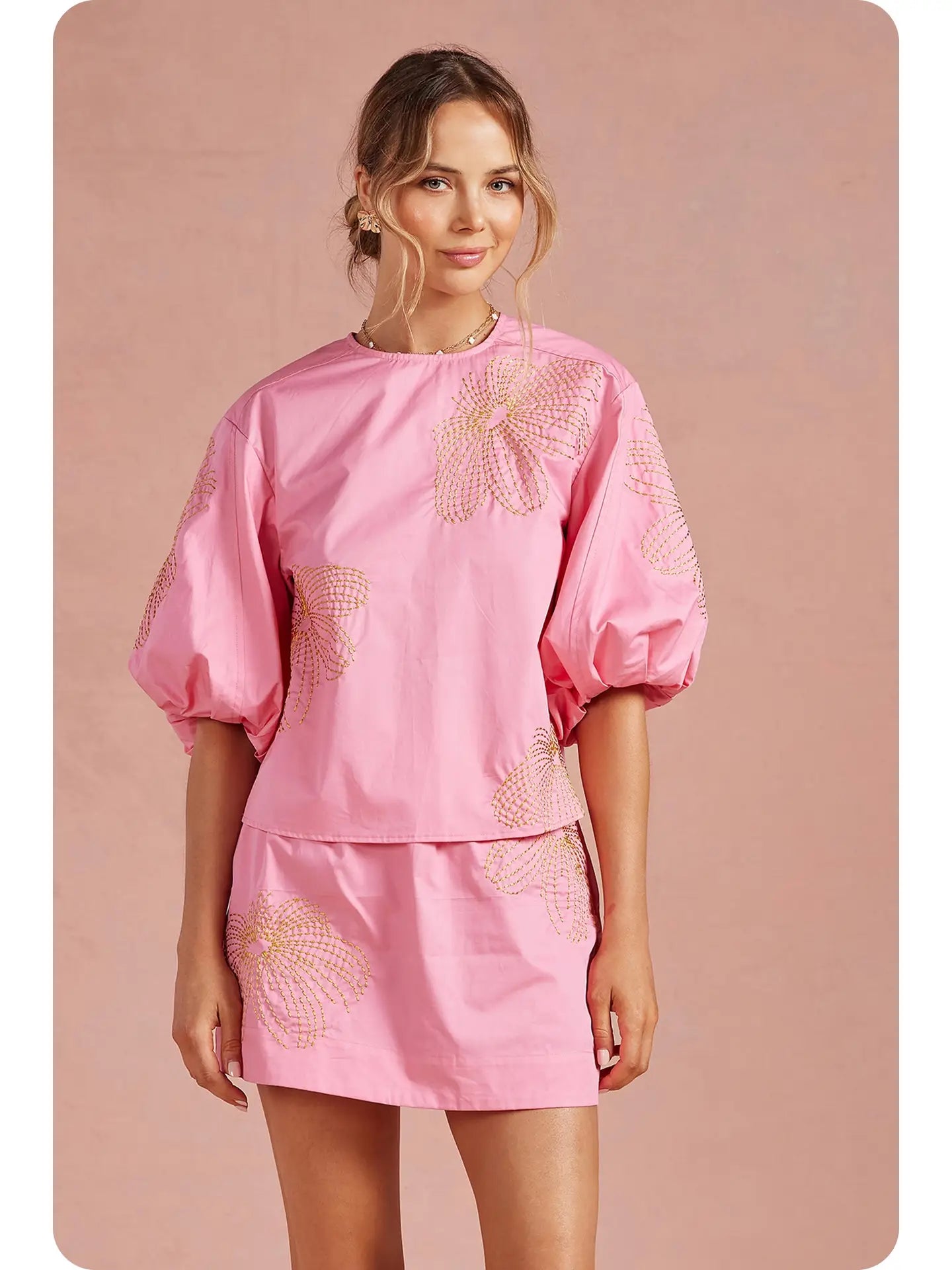 Floral Embroidered Puff Sleeve Top